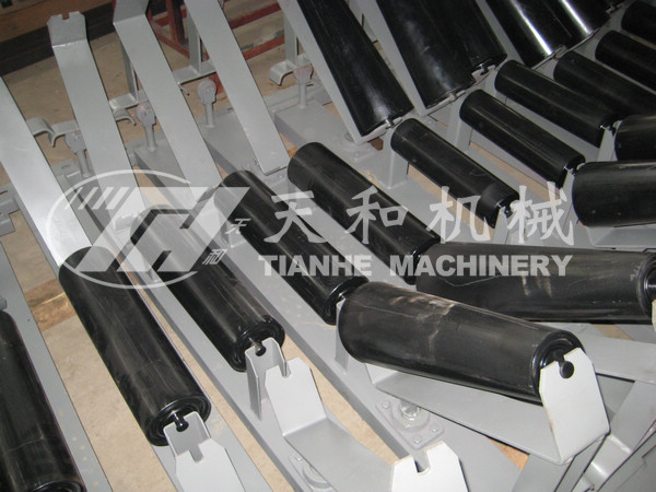 錐形上調(diao)心托輥組(zu) DTII型